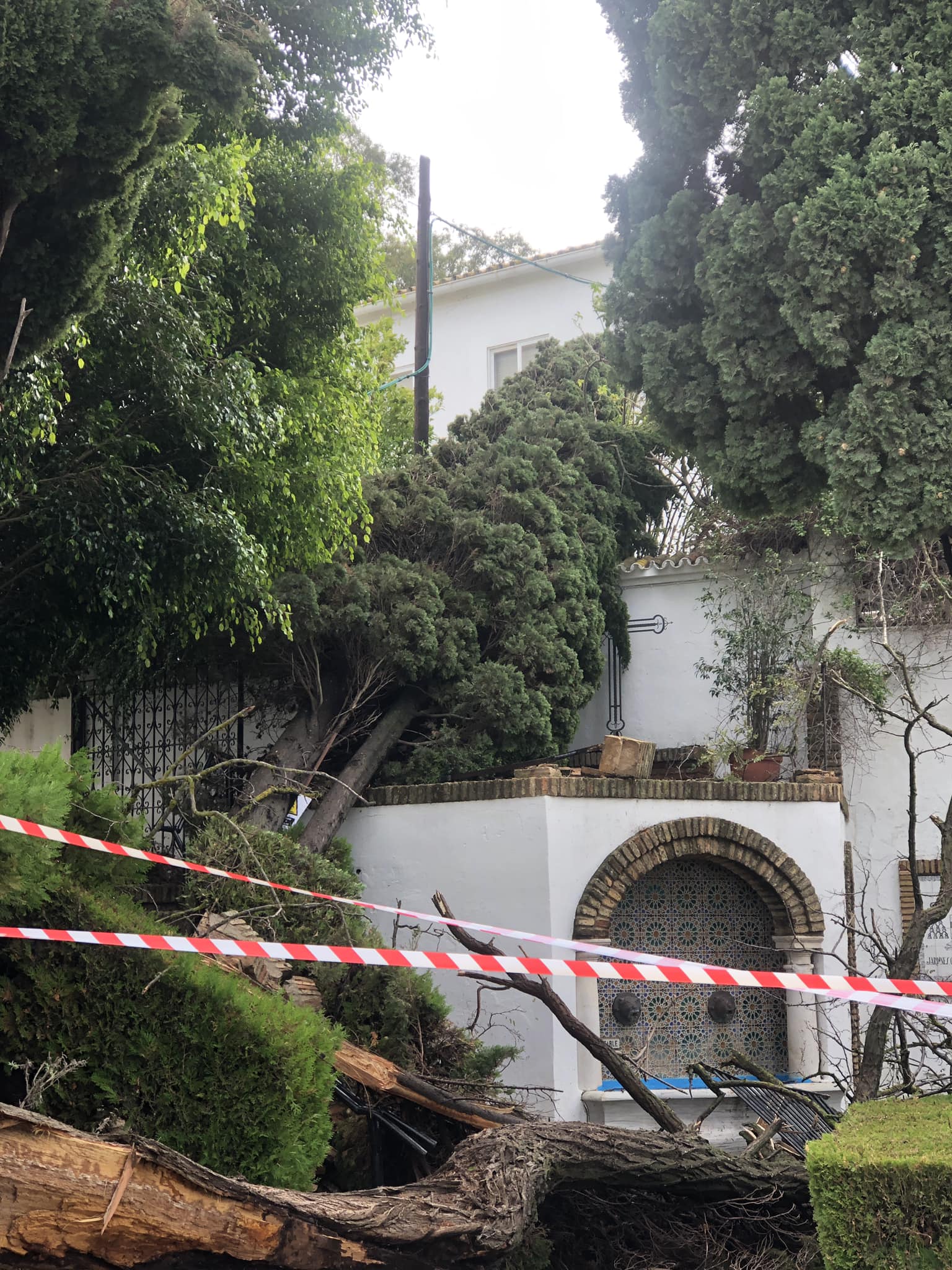 daños-sufridos-en-los-jardines-del-santuario-de-la-cinta-huelva